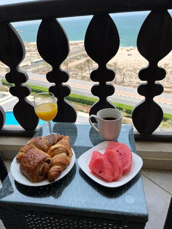 Beach Front Escape Lejlighed Ras al-Khaimah Eksteriør billede